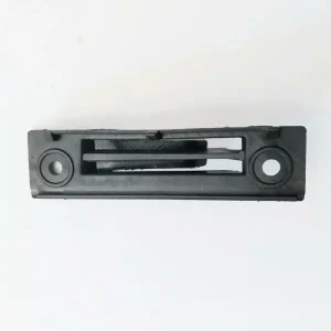 Soporte Fascia Pointer 00-05 Trasera Izquierda 377807193